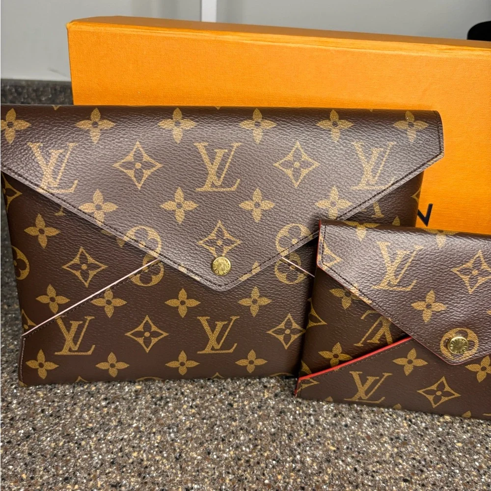 Louis Vuitton Monogram Envelope Clutch Set